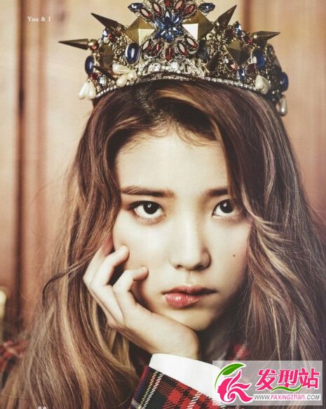 IU  @